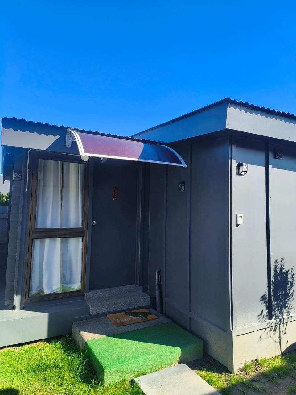 Gorgeous Cabin Private Entrance & Ensuite Cabin in Queenstown