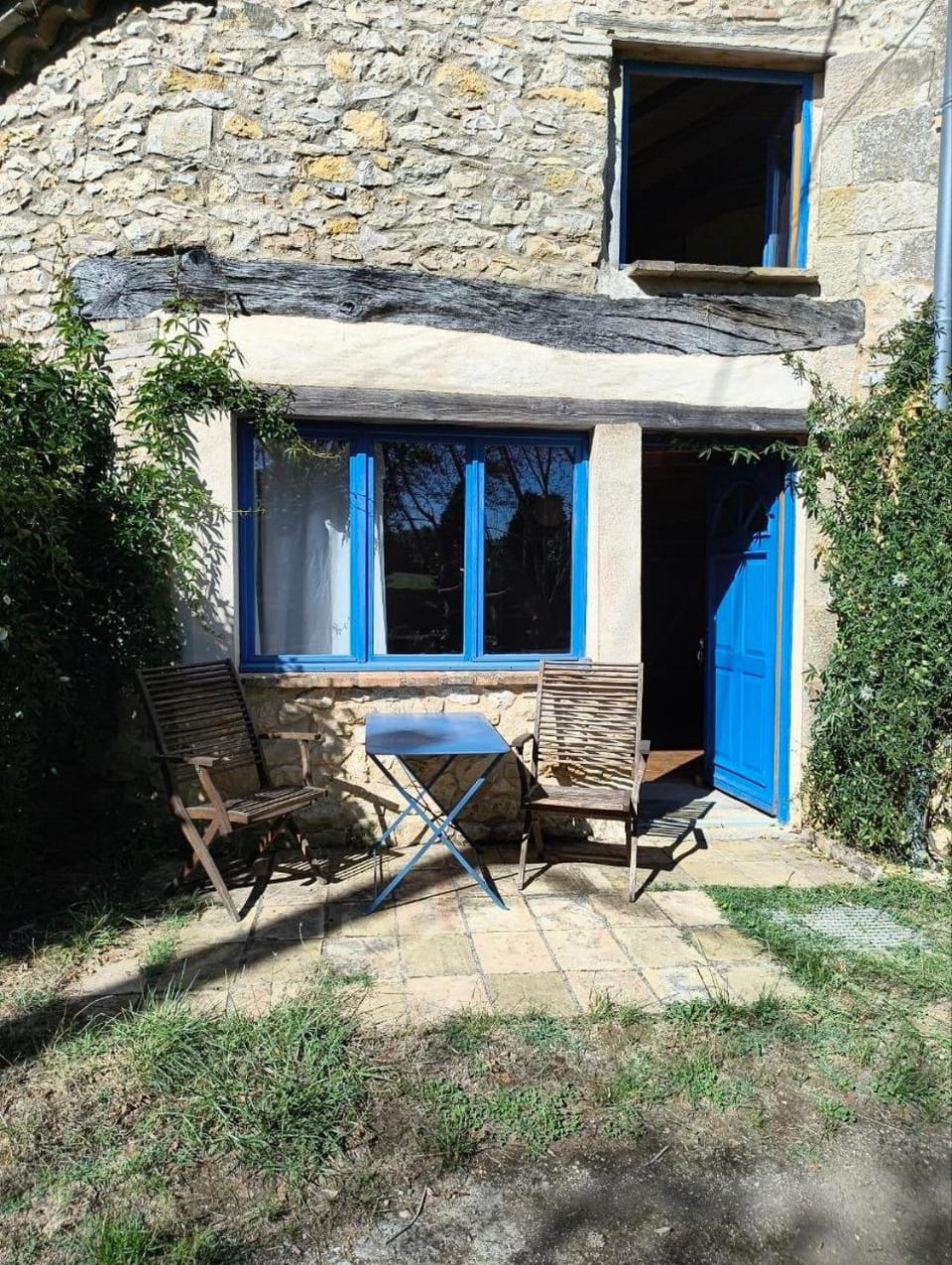 Property building, Patio