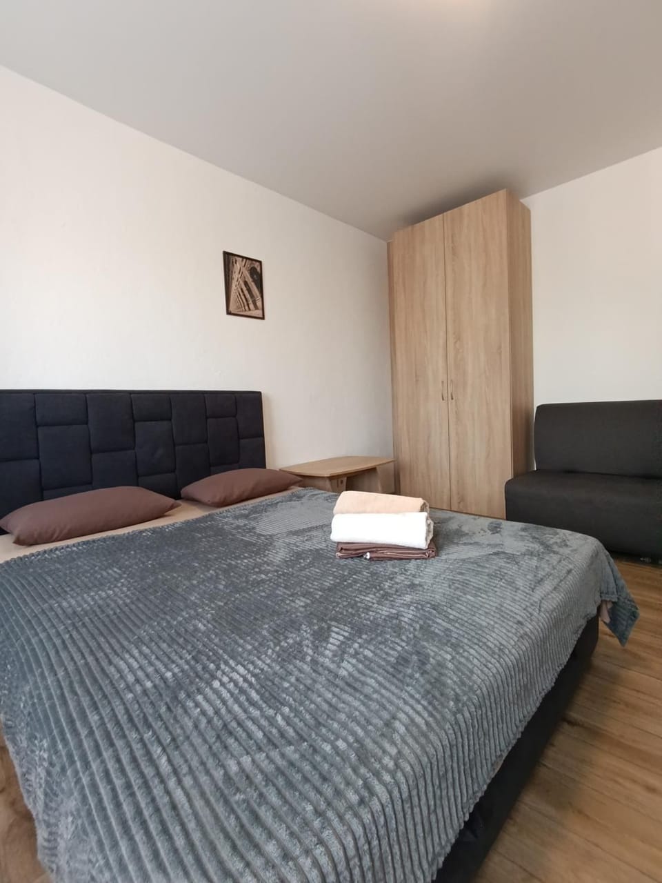Центр Днепр олександра кониского 17а Apartment in Dnipro