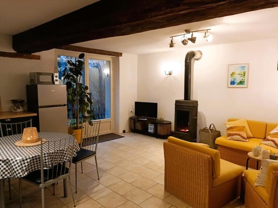 La petite maison de la Loire House in Pays de la Loire