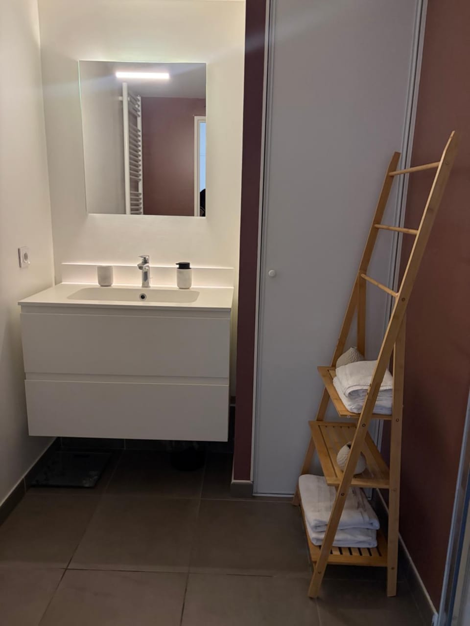 Geneva Border Suites-Aéroport & Quartier International Apartment in Haute-Savoie