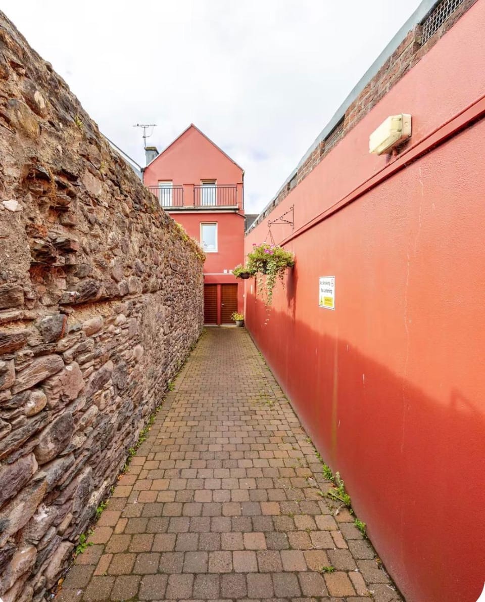 Uptown Retreat Apartment in County Kerry
