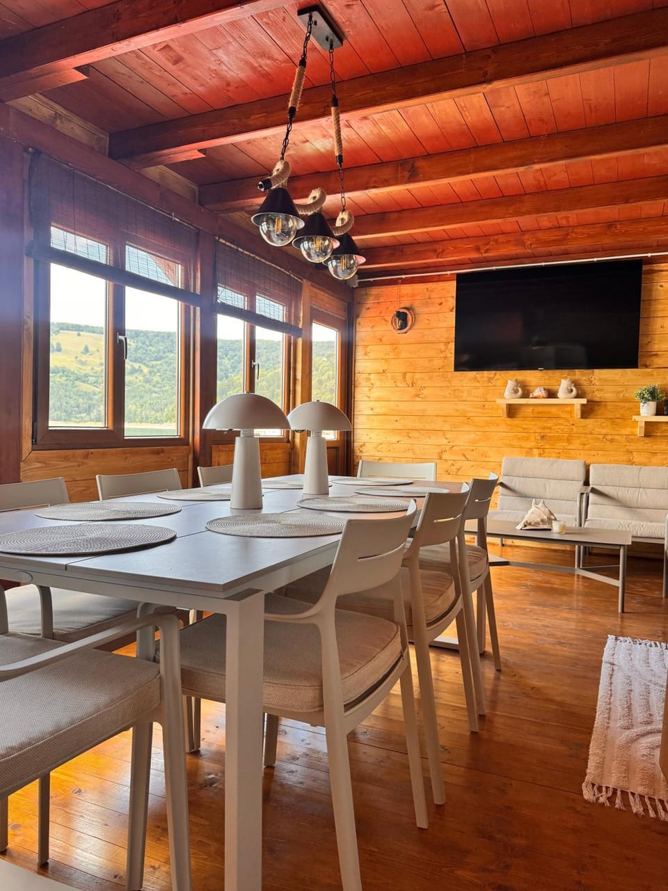 Holiday Bicaz Hotel Plutitor Hotel in Romania