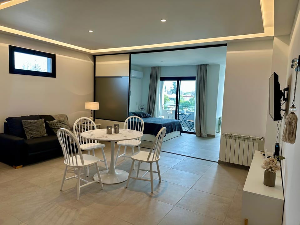 Departamento nuevo zona Basílica Apartment in Luján