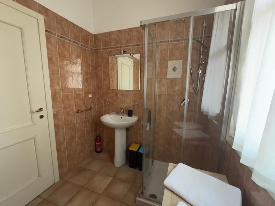 Domus Fiera Dossetti - Appartamento in fiera con parcheggio Apartment in Bologna