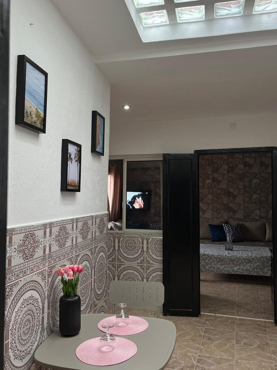 Photo of the whole room