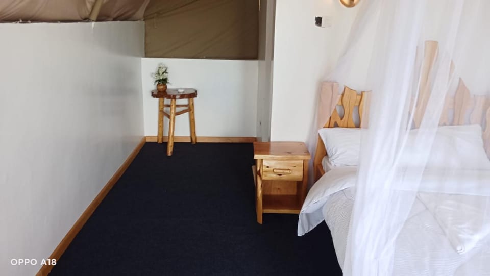 Olaabai Maasai Nature lodge in Kenya