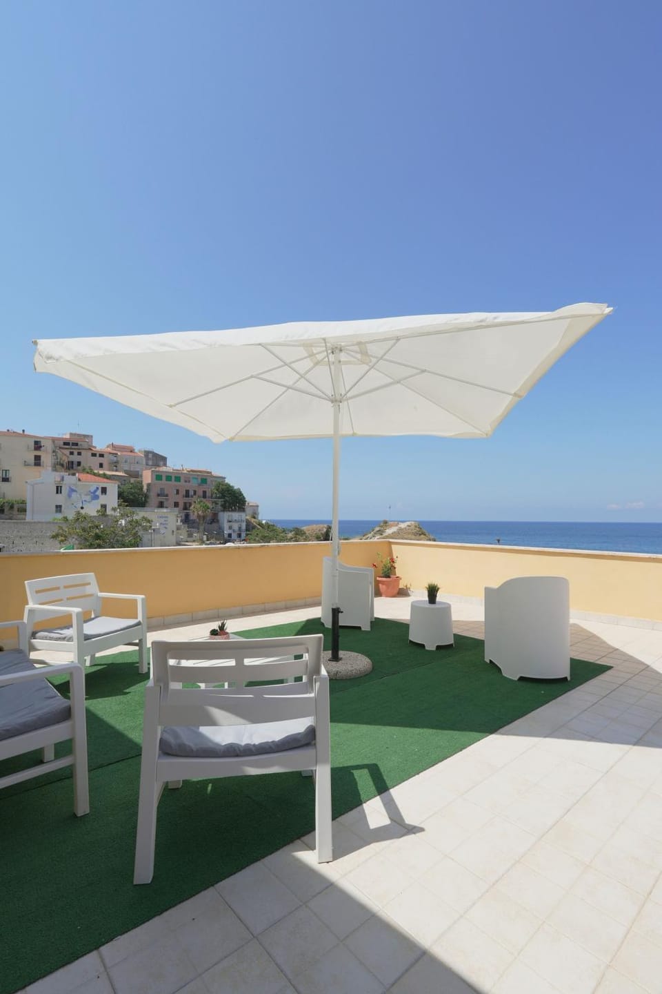 View (from property/room), Balcony/Terrace, Sea view