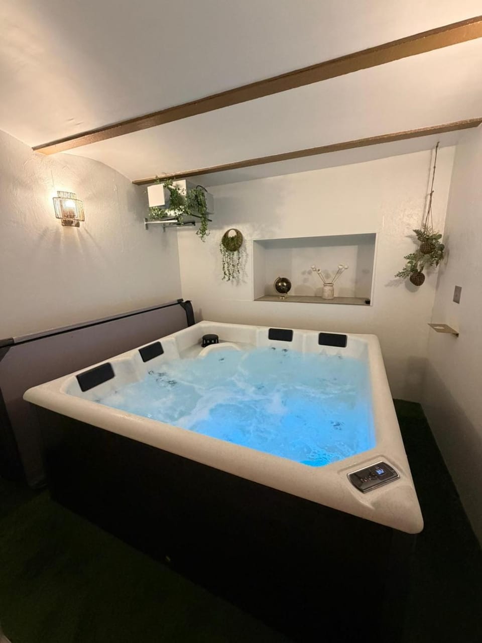 Hot Tub