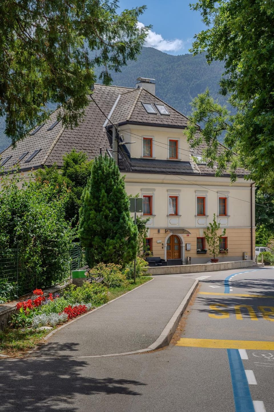 Garni Apartments Bovec - Rombon Apartment in Bovec