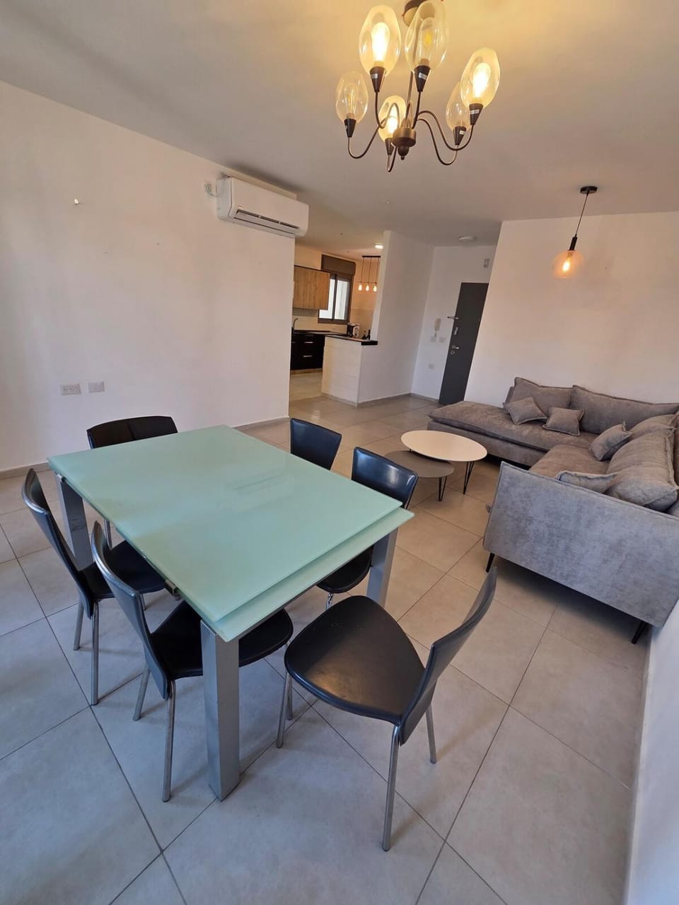 Your Home Away From Home Apartment in Jerusalem District