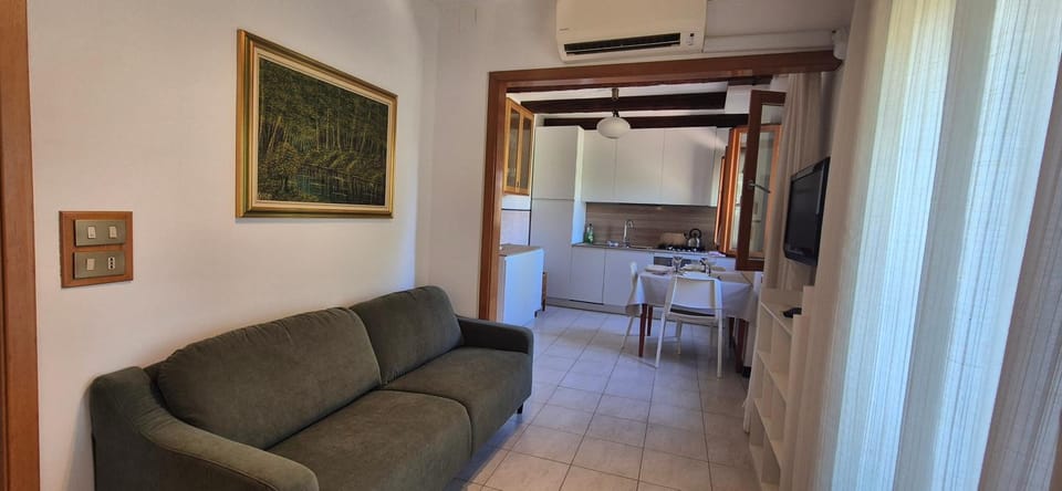 Kitchen or kitchenette, Living room, Dining area, air conditioner