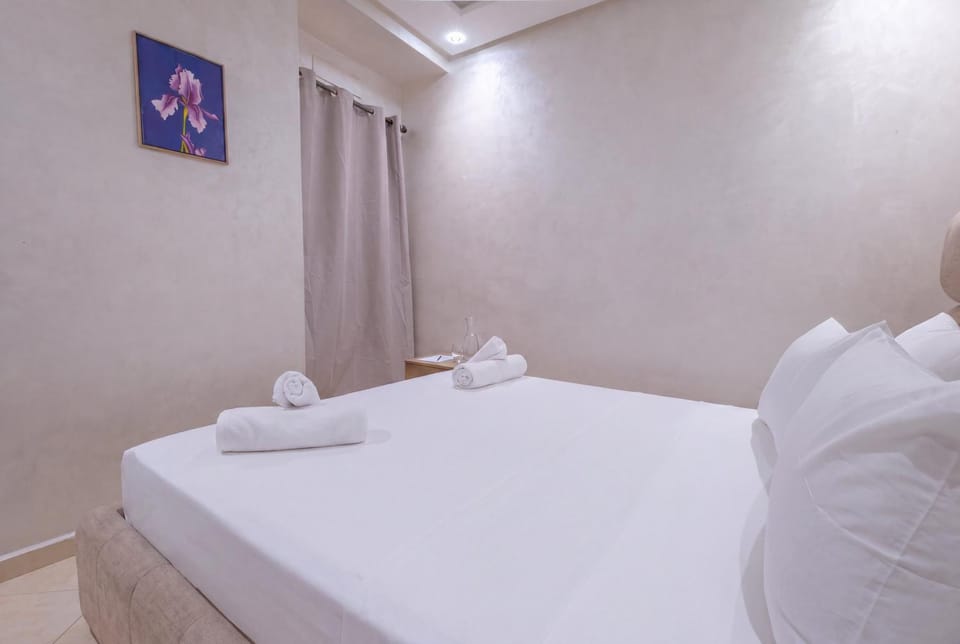 Luxury Apartment Terrace Fiber Optic 7 min to Gueliz Apartment in Marrakesh