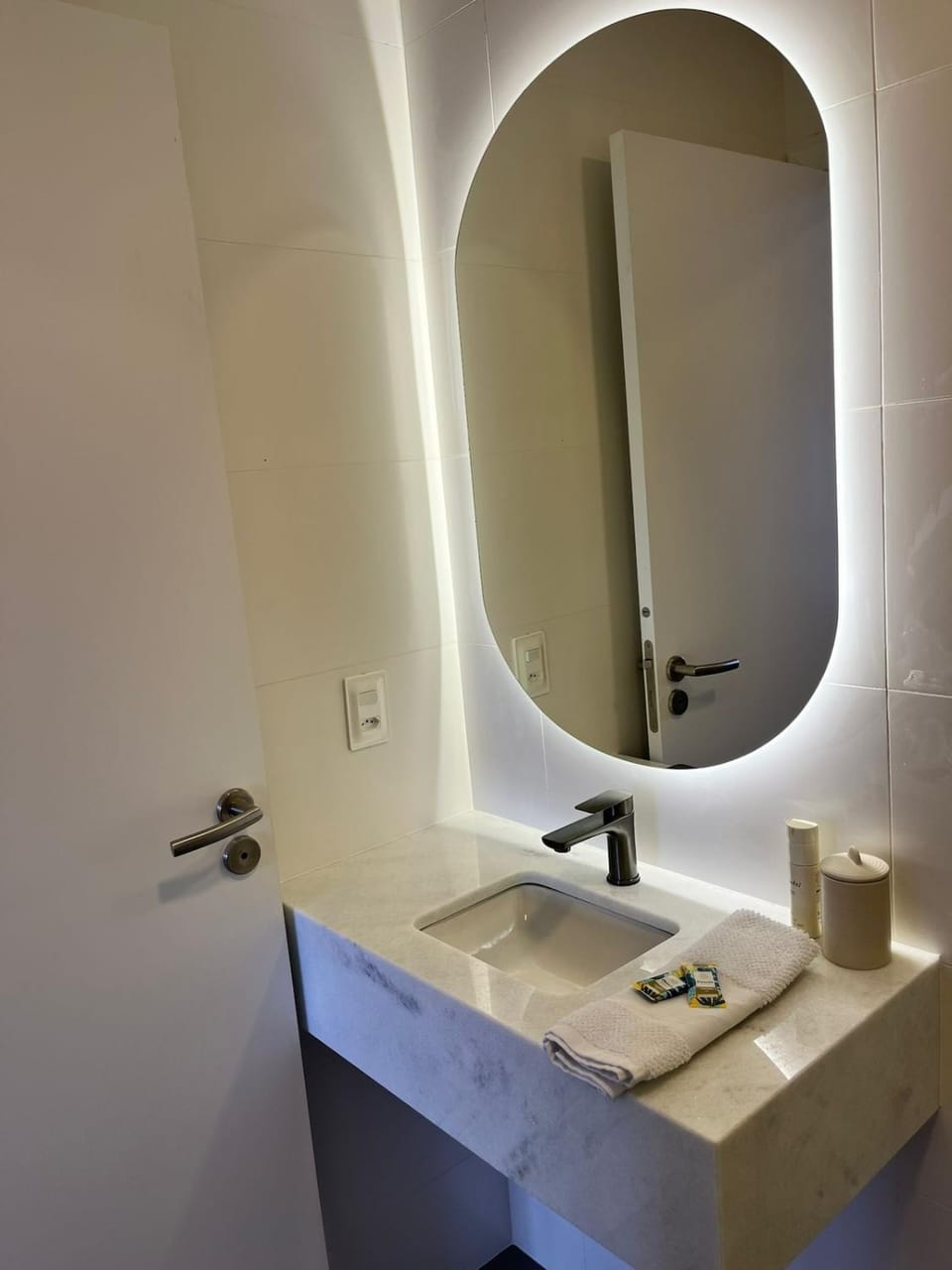 400m da Praia Apartamento com Piscina 2 Quartos Apartment in Florianopolis