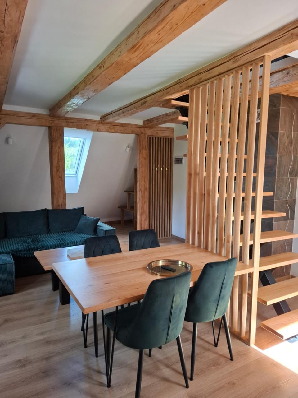 Apartamenty Górskie Cicho-Sza Apartment in Lower Silesian Voivodeship
