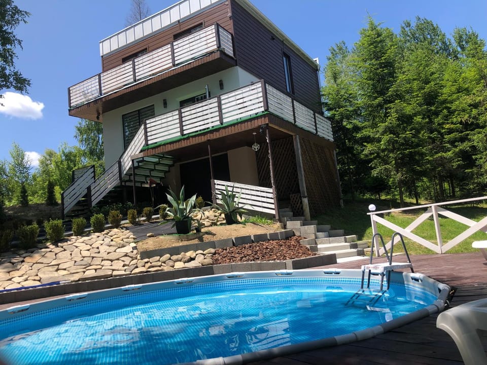 Property building, Balcony/Terrace, Garden view, Swimming pool