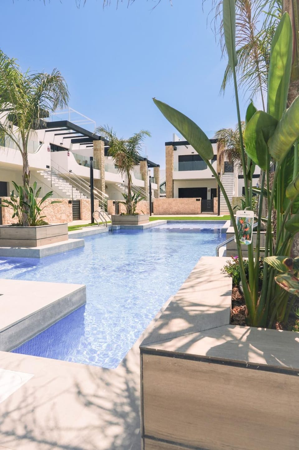 Swimming pool, Swimming pool