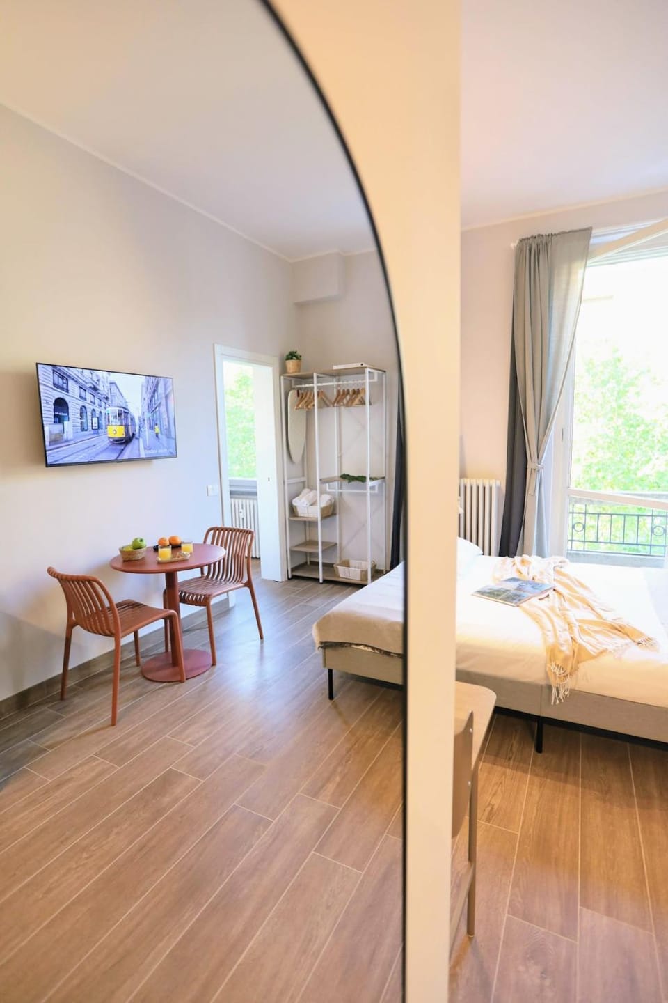 Luma Milano - 2 steps Metro - Duomo&Linate Direct - AC - Balcony Apartment in Milan
