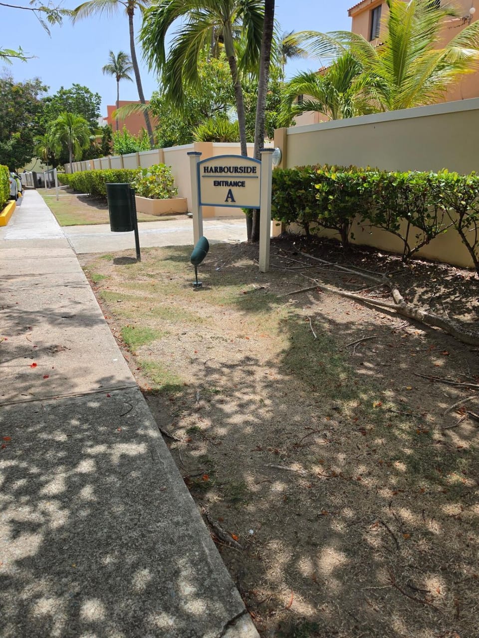 Natural landscape, Street view
