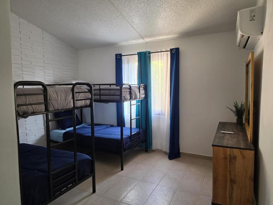 Bedroom, bunk bed, air conditioner