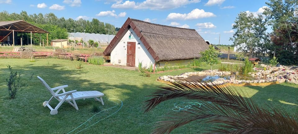 Tudatos Lét Szálláshelye Bed and Breakfast in Hungary