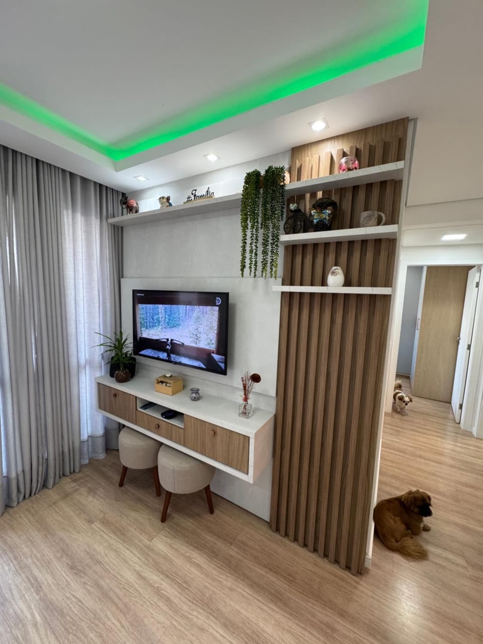 Communal lounge/ TV room