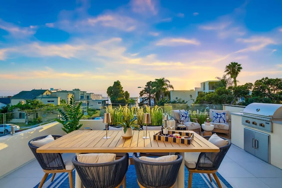 Pacific Sunset House - Rooftop Bay Views Apartment in Mission Bay