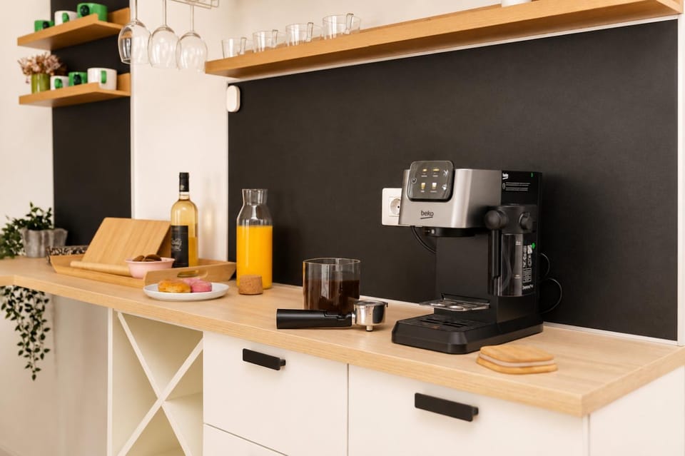Coffee/tea facilities, Kitchen or kitchenette