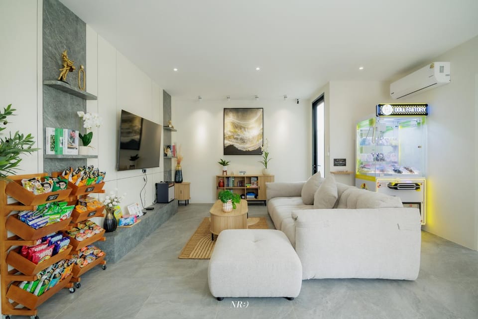 Living room, Seating area, minibar
