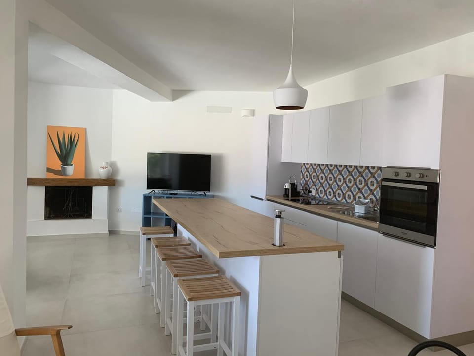 Communal lounge/ TV room, Communal kitchen