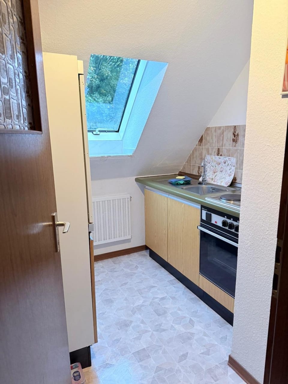 Kitchen or kitchenette, stove