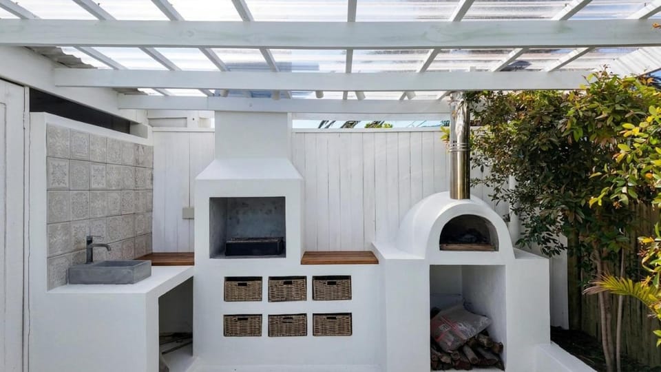 Tranquil Oasis in Fish Hoek - Private Pool, Braai,Japanese Tatami Suite Villa in Cape Town