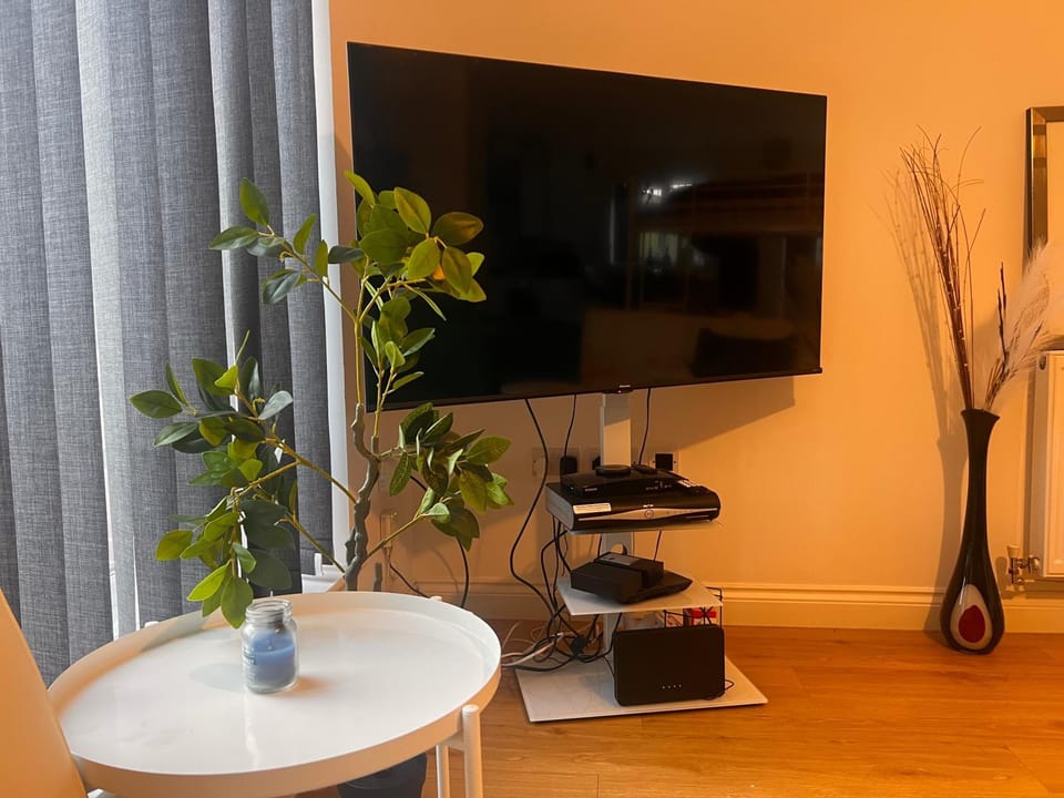 Cozy Crook Retreat with 2 Bedrooms near Kyren House in England