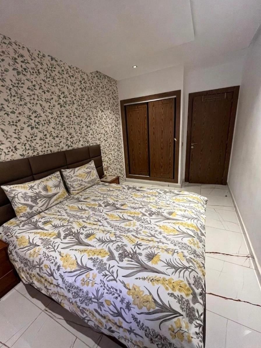 4 Cozy Mehdia Beach Escape with parking and Wifi Apartment in Rabat-Salé-Kénitra
