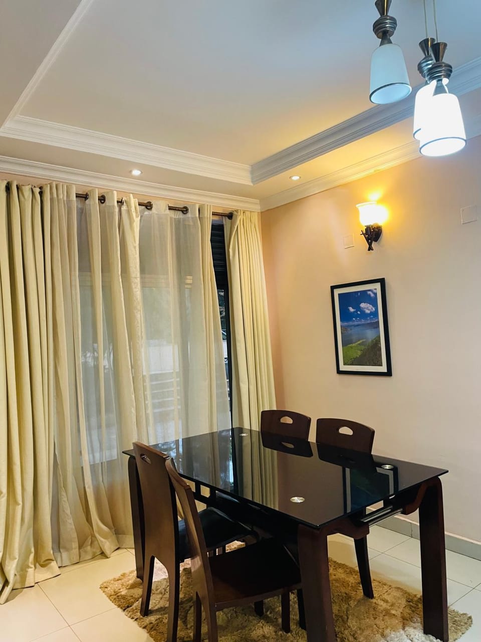 Living room, Seating area, Dining area