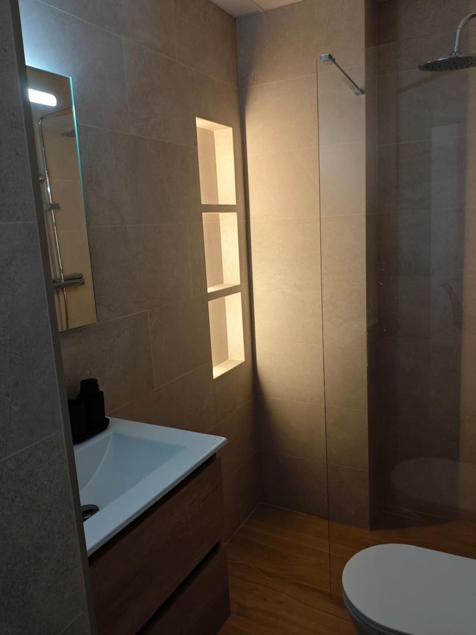 Shower, Toilet, Bathroom