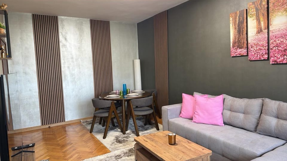 Vitosha-South Park Apartment in Sofia