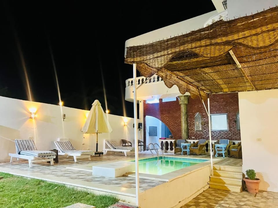 Garden, Swimming pool