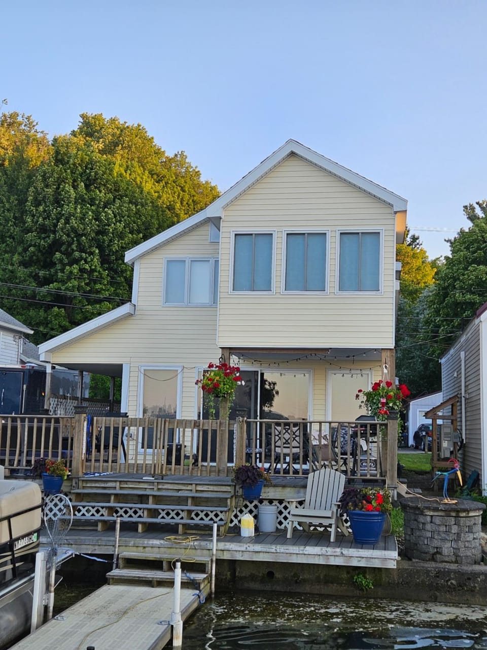 Dangle's Sodus House House in Sodus Point