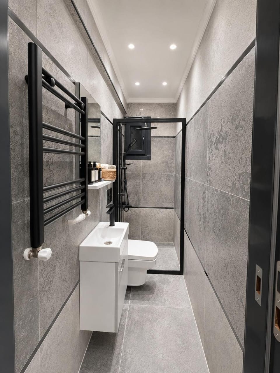 Stylish Apartment - AC in Every Room - Near Taksim Apartment in Istanbul