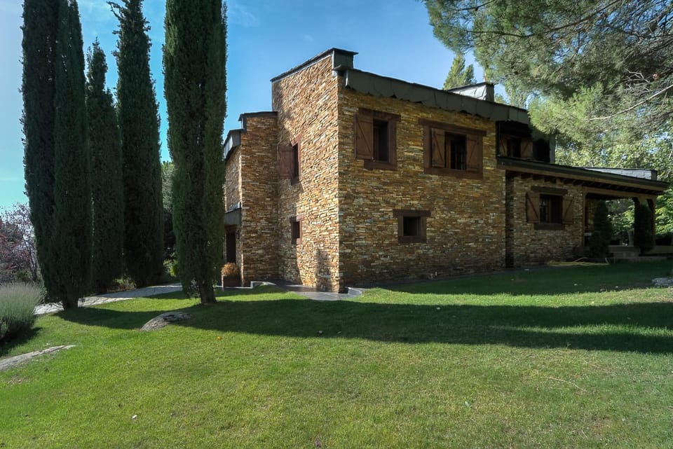 Finca Almantigua Villa in Community of Madrid