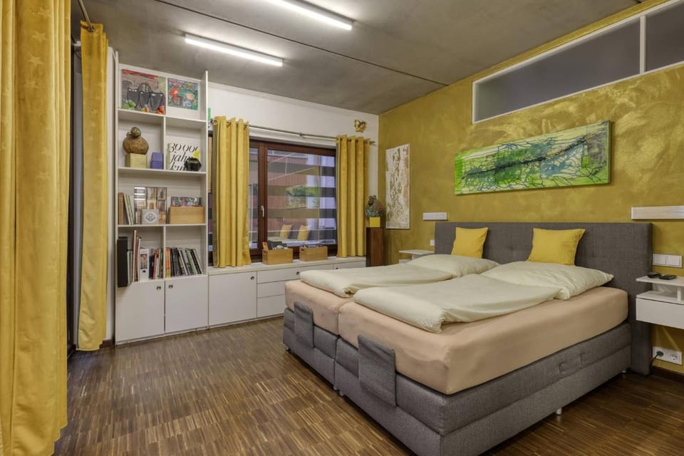 Bed, Bedroom