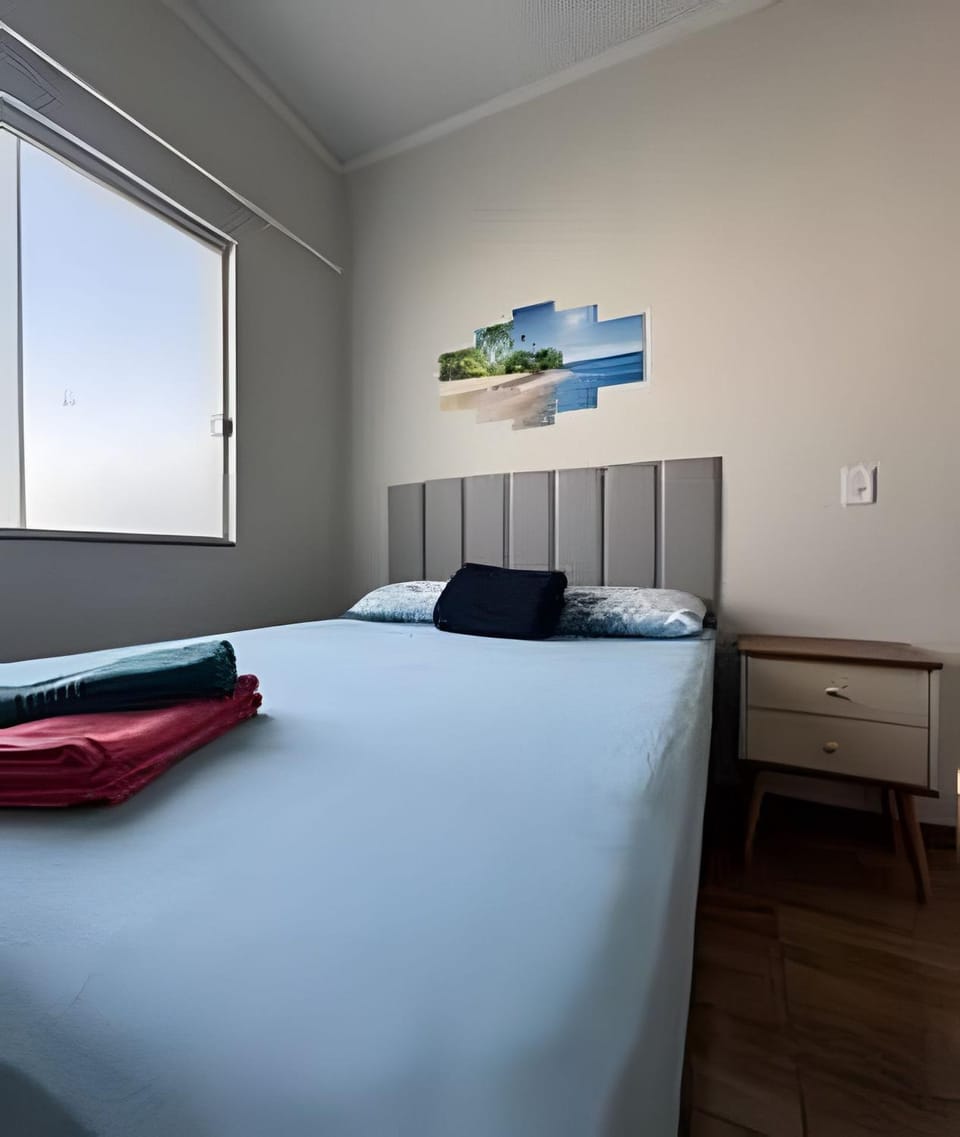 Bed, TV and multimedia, View (from property/room), Bedroom