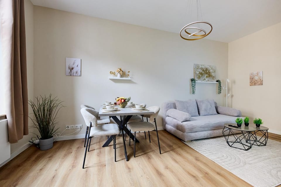 Living room, Seating area, Dining area