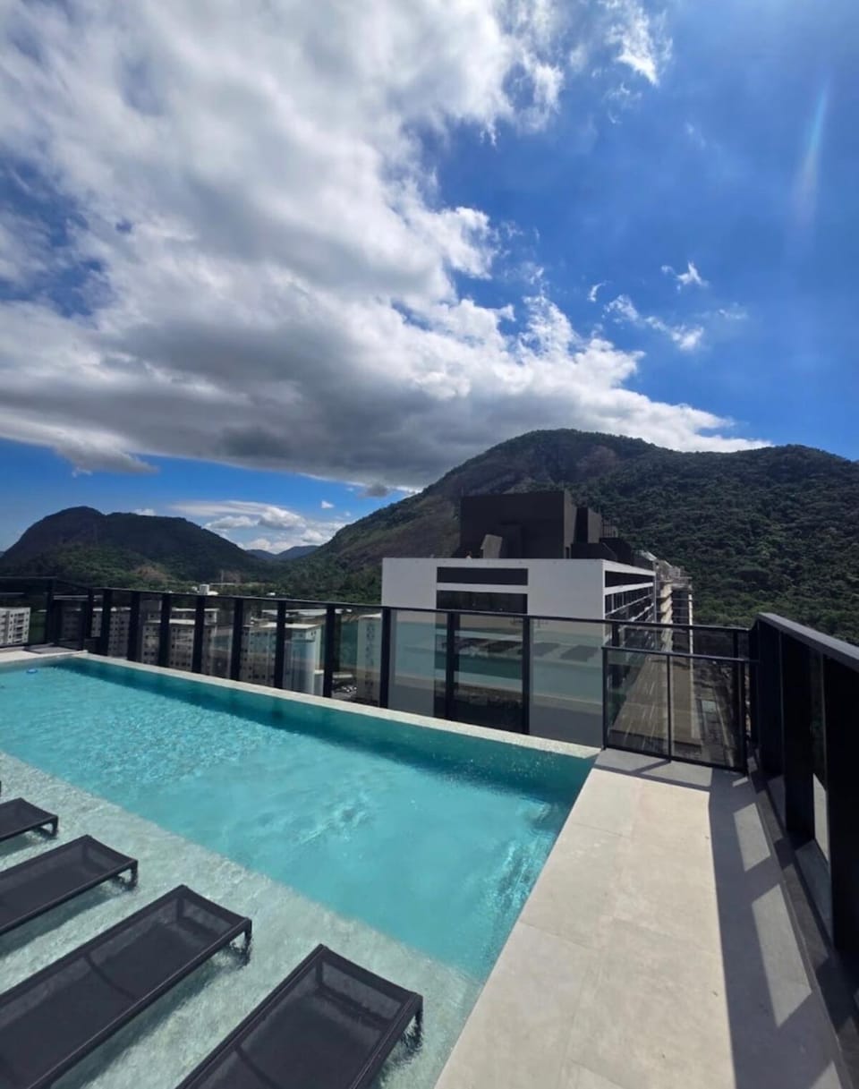 Mountain view, Swimming pool