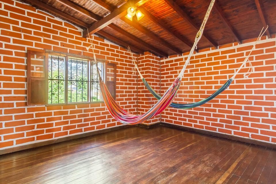 Hostel Hammock y Hamacas Bed and Breakfast in Antioquia