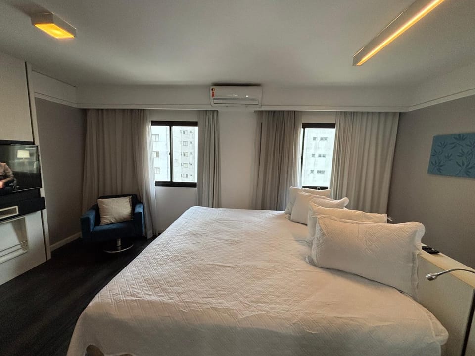 Hotel Executivo Moema Ibirapuera Ar Piscina Academia 2107 Apartment in Sao Paulo City