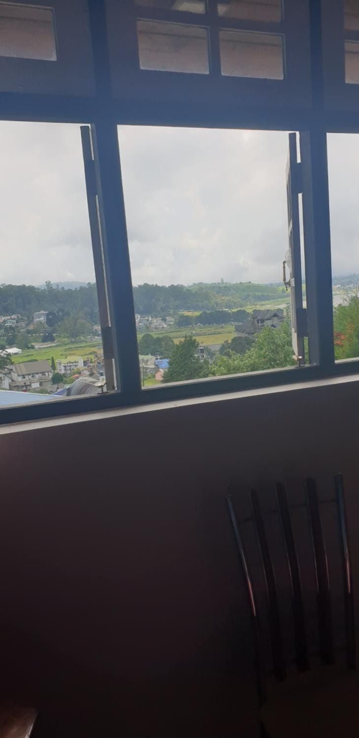 Villa Breezey Park Inn in Nuwara Eliya