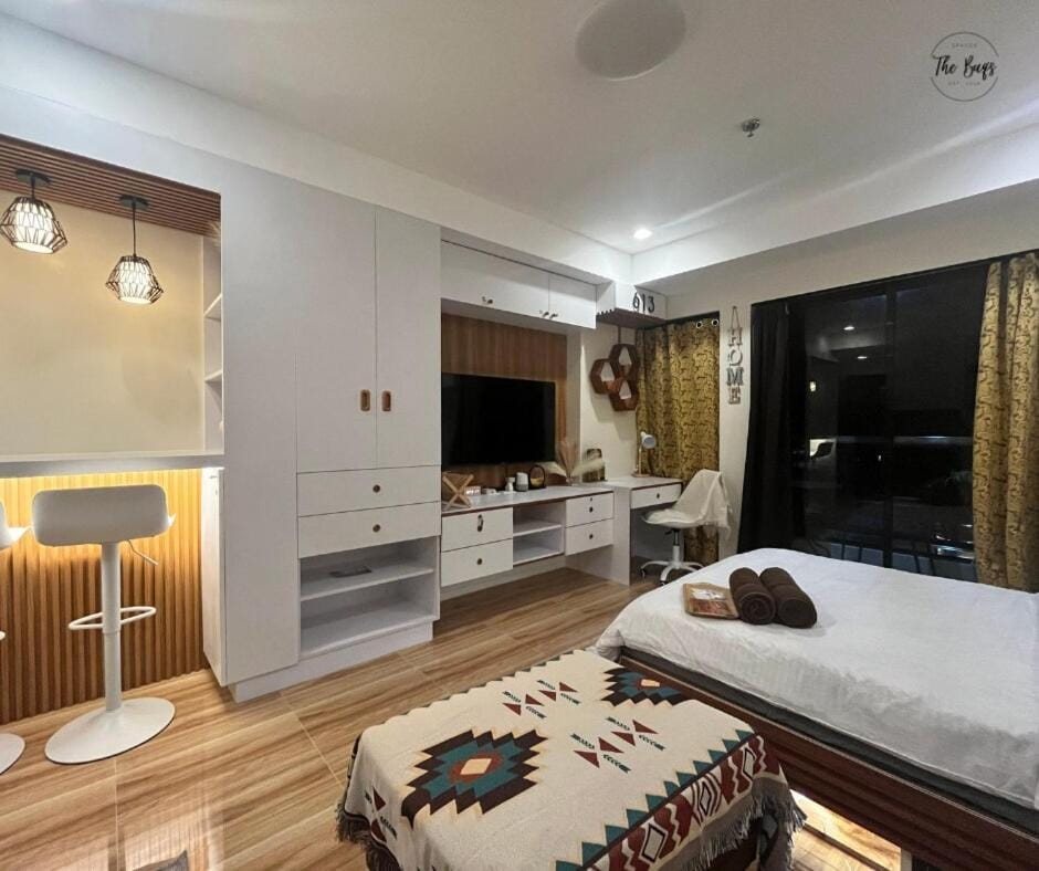 Sleek and Modern Studio Condo in Uptown by TheBaqs Apartment hotel in Cagayan de Oro