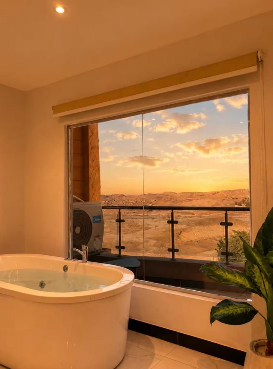 Pyramids Gate Hotel& jacuzzi Hotel in Egypt